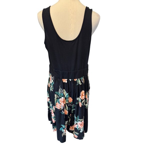 2/$30 Torrid Size 1 Black & Floral Sleeveless Dress - Picture 7 of 16